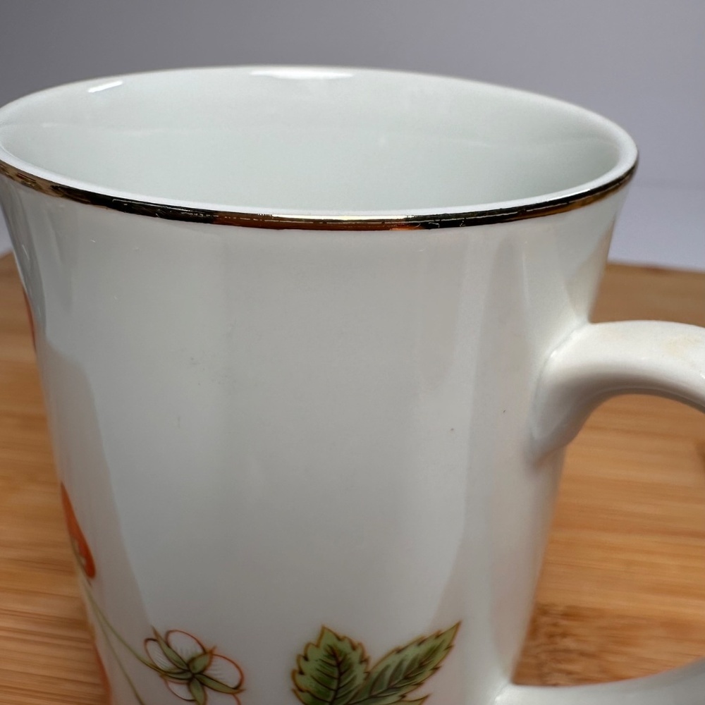 Vintage Otagiri Japan Strawberry Mug 🍓 Gold Rim Cottagecore Cute Floral - Picture 5 of 6